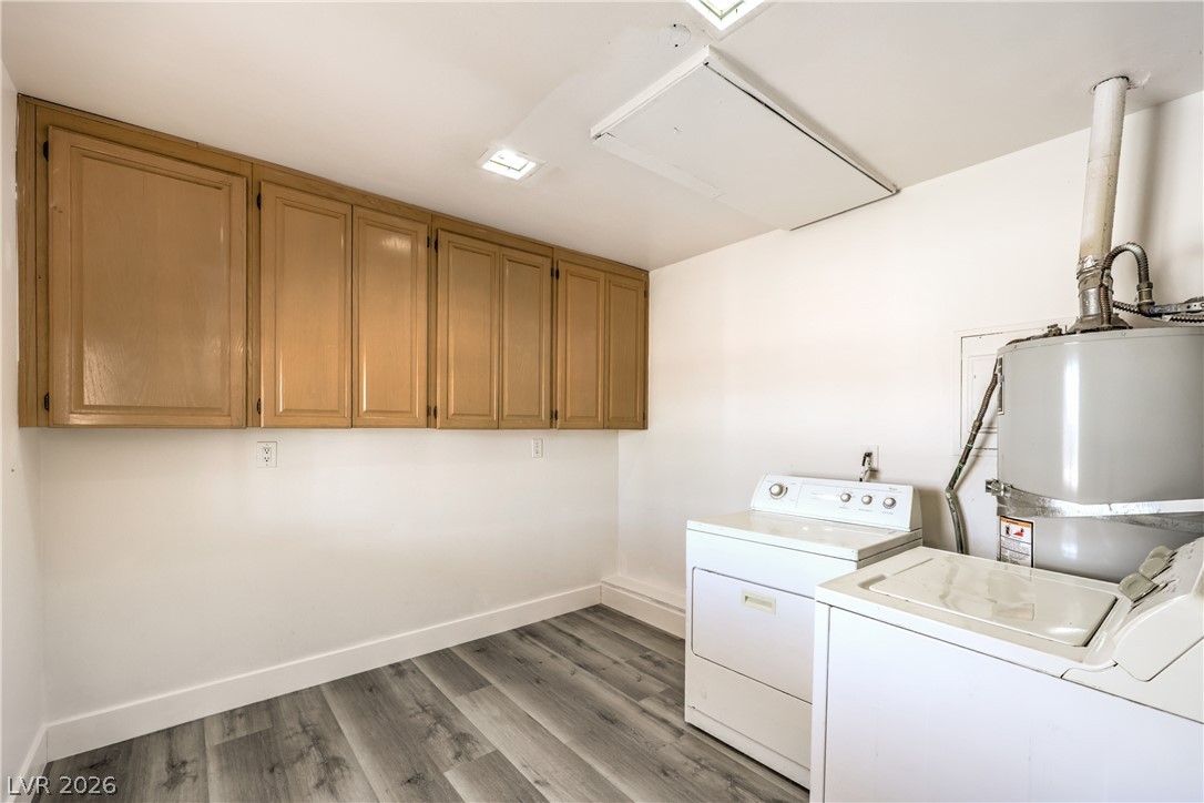 Photo 9 of 31, 4016 Briar Court