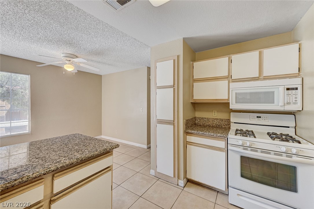 Photo 20 of 45, 2200 S Fort Apache Road #2228