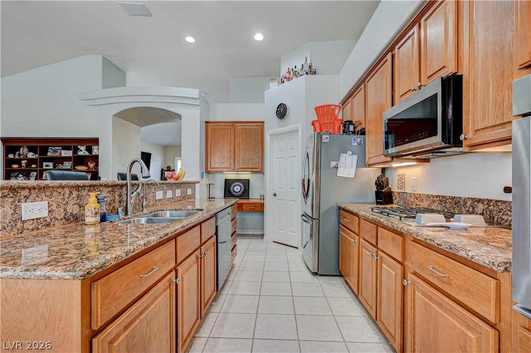 Photo 15 of 50, 1353 Romanesca Drive