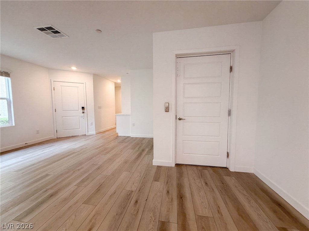 Photo 7 of 16, 539 Bellum Drive #1068