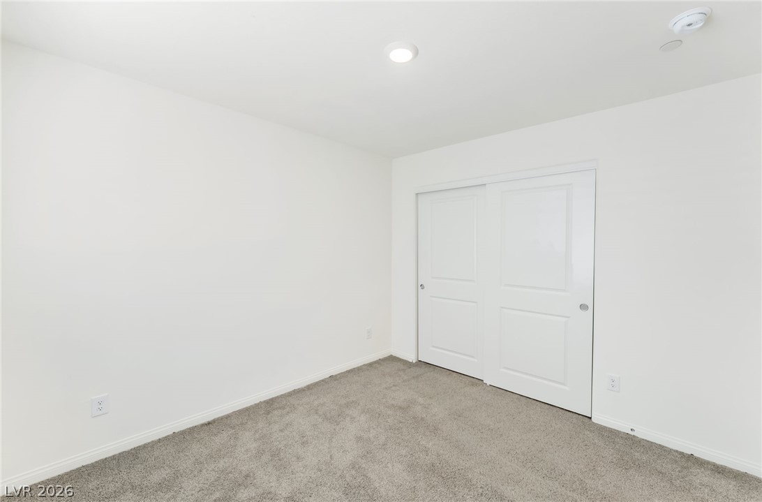 Photo 16 of 28, 10963 Cheshire Woods Avenue