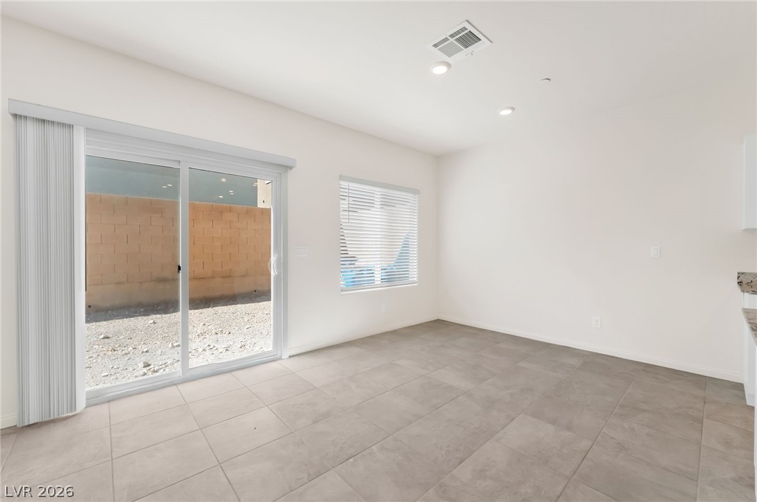 Photo 5 of 10963 Cheshire Woods Avenue
