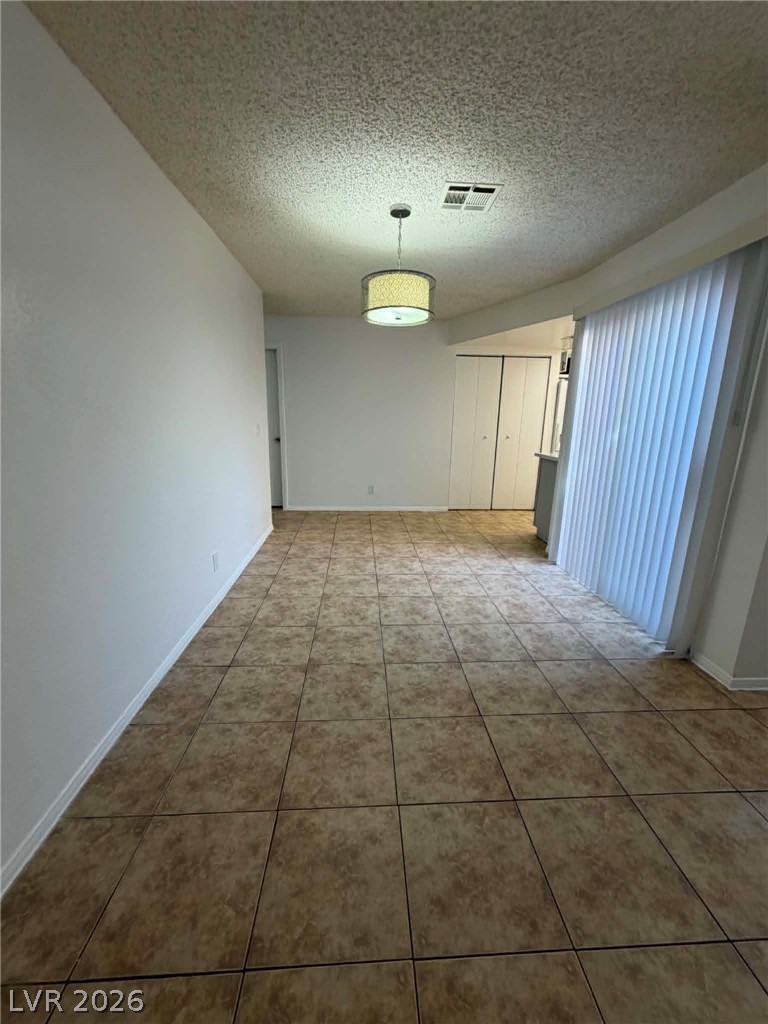 Photo 8 of 28, 215 N Lamb Boulevard #E