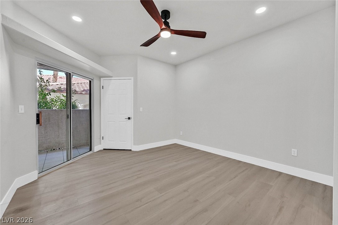Photo 15 of 26, 1610 Sandecker Court #104
