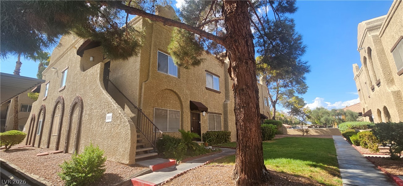 5081 Pioneer Avenue #204, Las Vegas