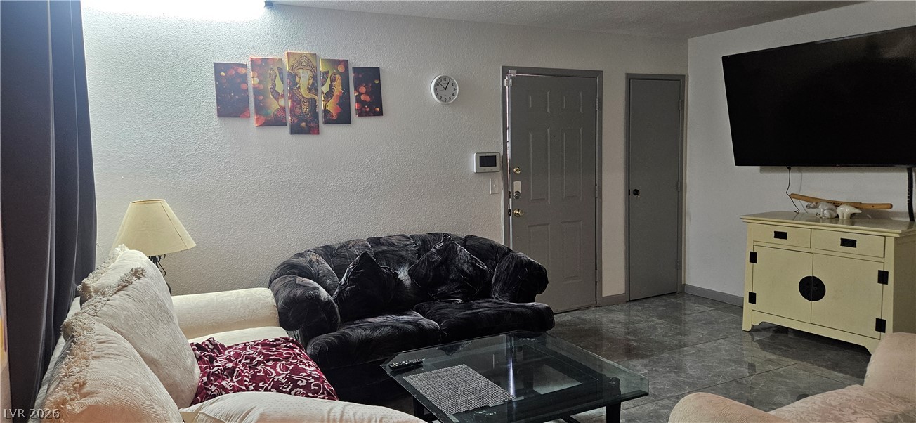 Photo 10 of 29, 5081 Pioneer Avenue #204