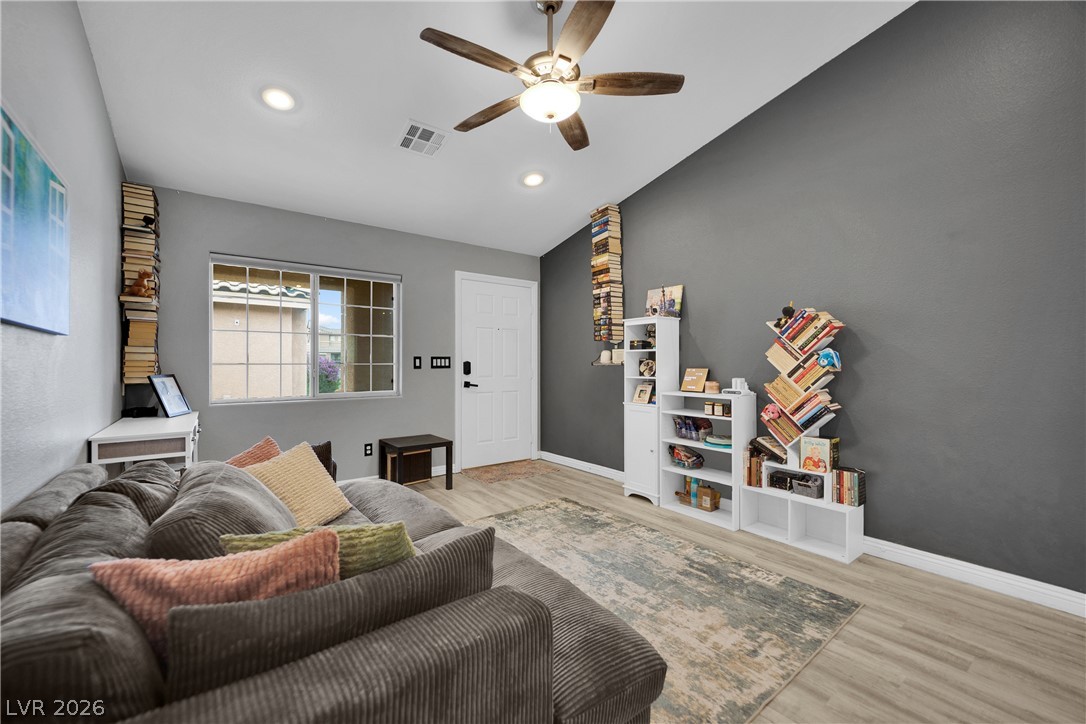 Photo 6 of 23, 9305 Cranesbill Court