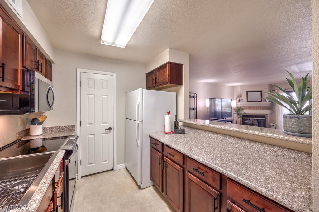 Photo 9 of 29, 2451 N Rainbow Boulevard #2007