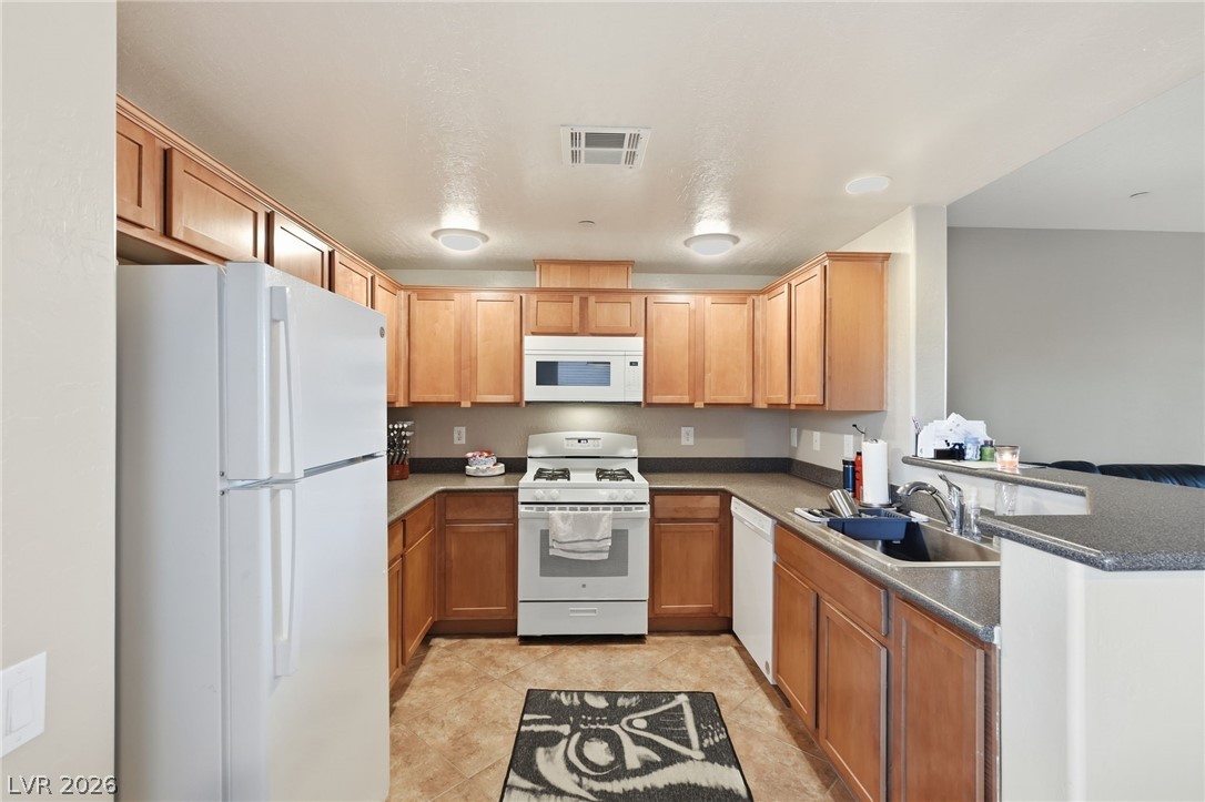 Photo 2 of 6868 Sky Pointe Drive #1073