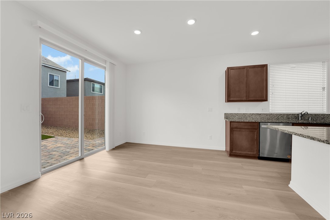 Photo 8 of 38, 5803 W Haleh Avenue