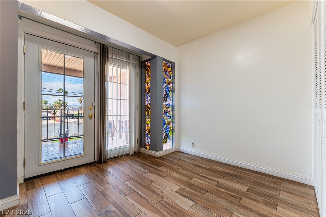 Photo 5 of 1301 E St Louis Avenue #C
