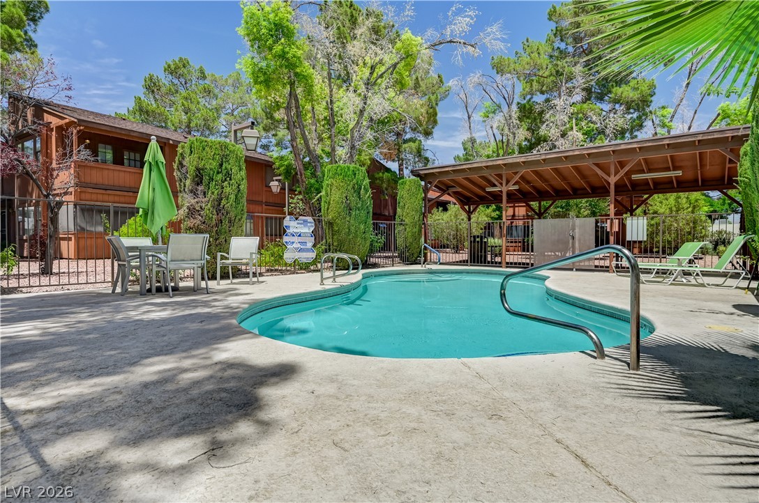 5889 Laredo Street, Las Vegas 89146