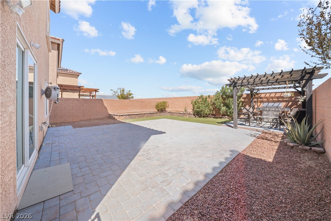 Photo 33 of 34, 9420 Logan Ridge Court