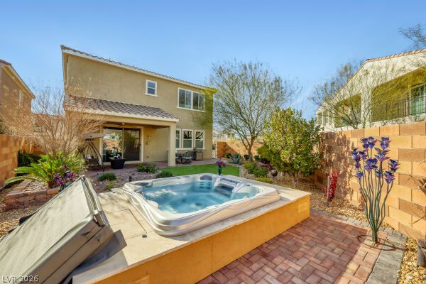 Photo 14 of 40, 492 Norcia Place