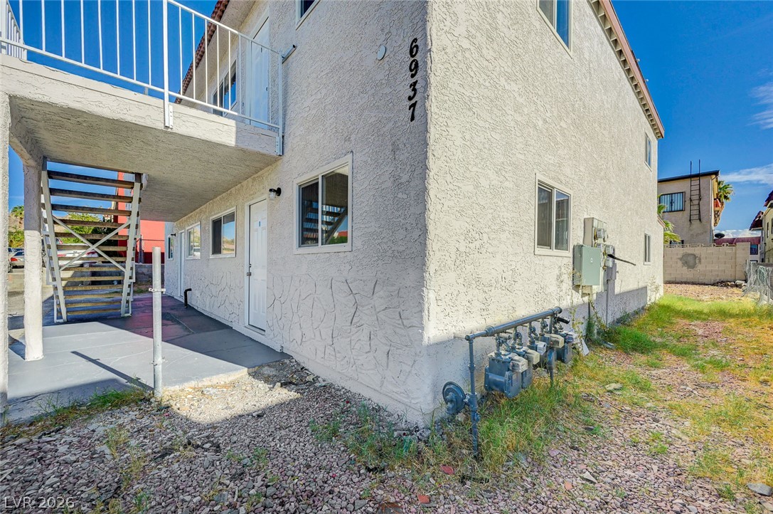 Photo 9 of 75, 6937 Issac Avenue