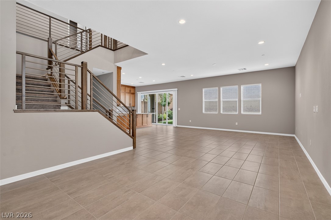Photo 4 of 9075 Rolling Pietra Street
