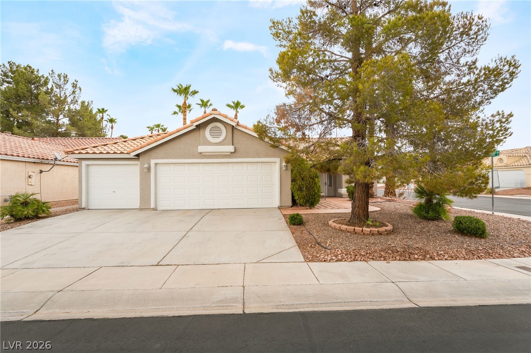 Photo 4 of 4866 Carefree Drive