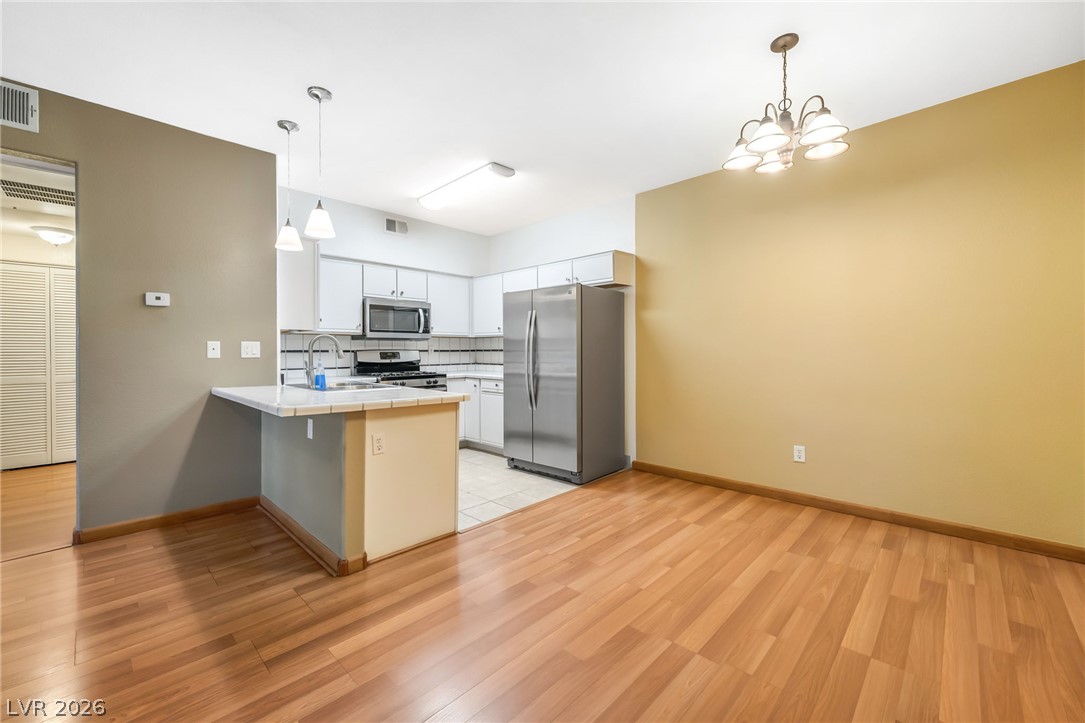 Photo 7 of 25, 5751 E Hacienda Avenue #262