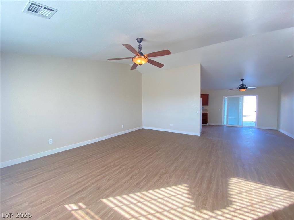 Photo 4 of 2950 E Deerskin Street