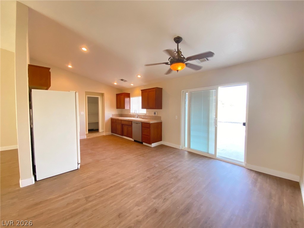 Photo 5 of 2950 E Deerskin Street