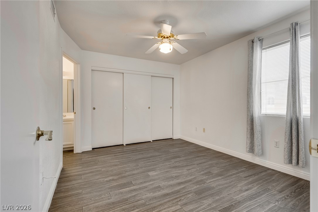 Photo 11 of 26, 7950 W Flamingo Road #2052