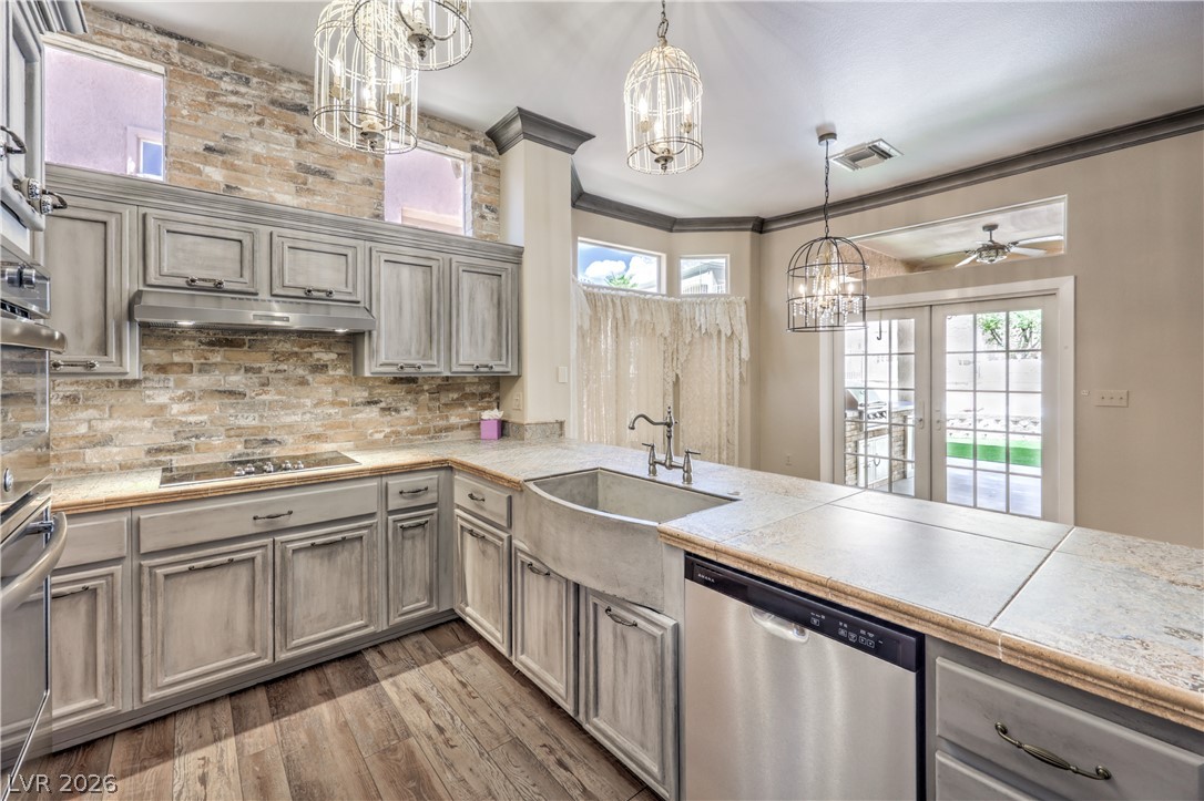 Photo 22 of 73, 10832 Clarion Lane