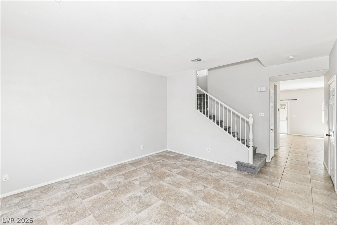Photo 4 of 6020 Gum Springs Street