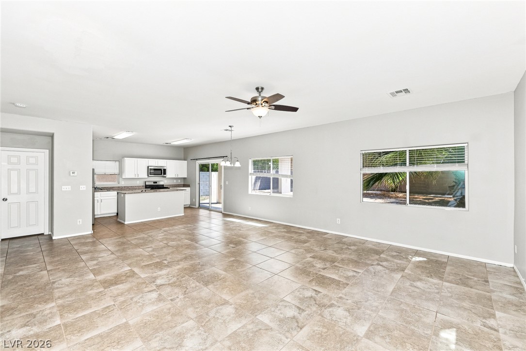 Photo 9 of 22, 6020 Gum Springs Street