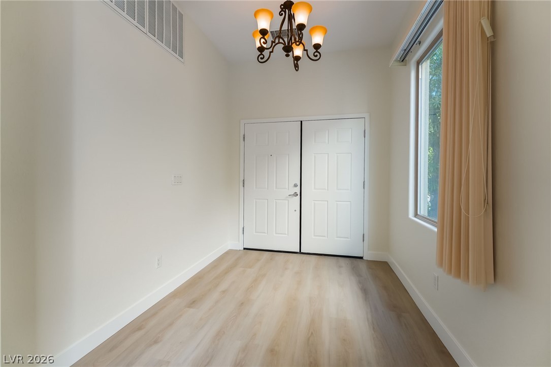Photo 4 of 9157 Tudor Park Place