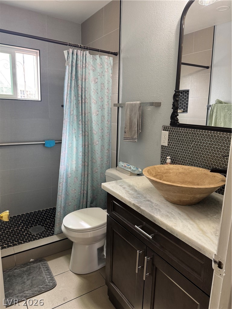 Photo 13 of 24, 3643 Indios Avenue
