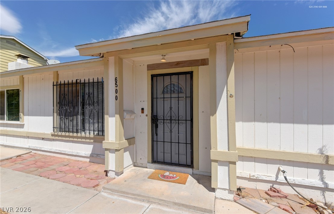 Photo 3 of 6500 Hill View Avenue