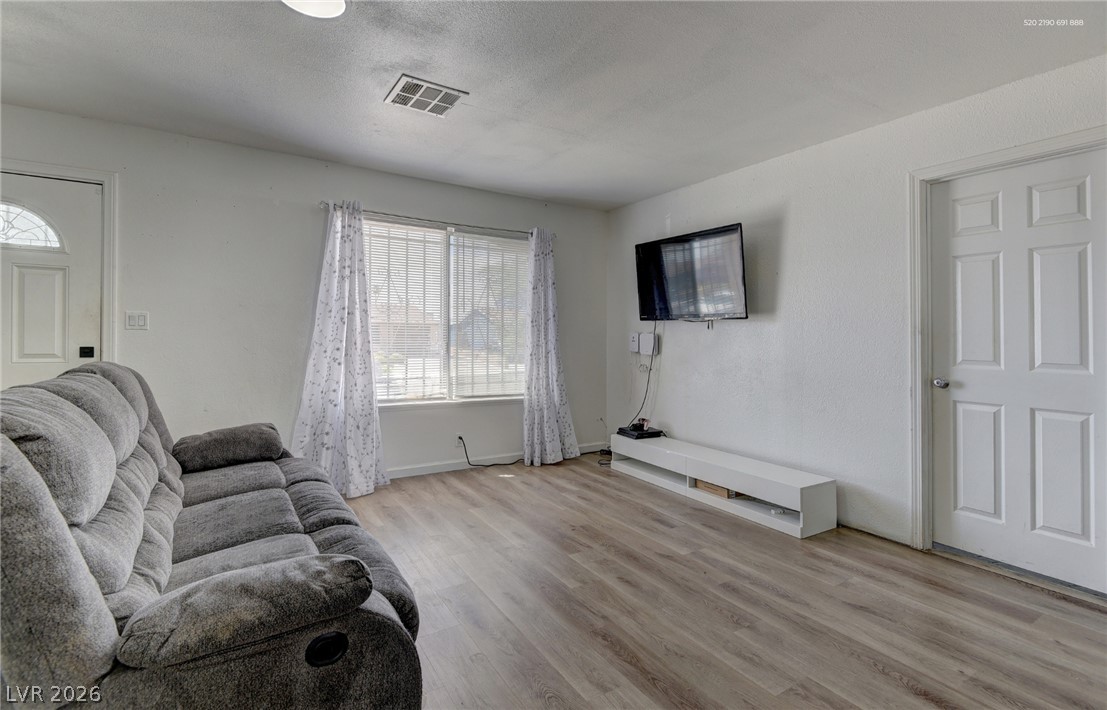 Photo 5 of 6500 Hill View Avenue