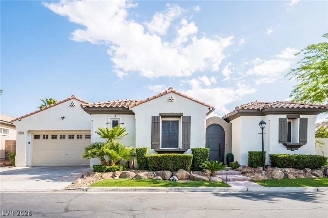 10820 Woodstream Court, Las Vegas 89135