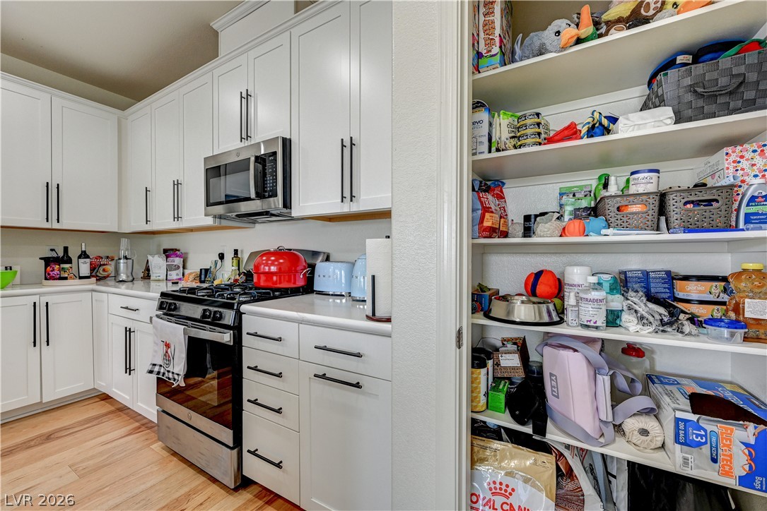 Photo 11 of 43, 4417 Frias Falls Avenue