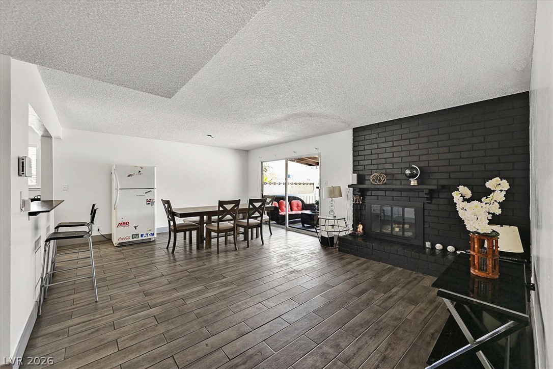 Photo 18 of 25, 4301 El Esteban Way