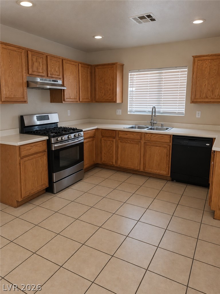 Photo 2 of 5279 Shreve Avenue