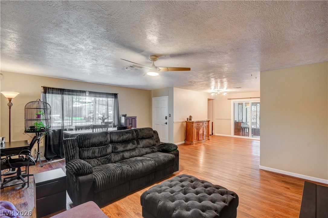 Photo 5 of 1102 Arapaho Way