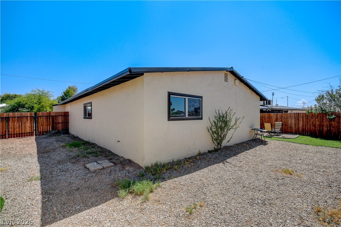 Photo 23 of 46, 1102 Arapaho Way