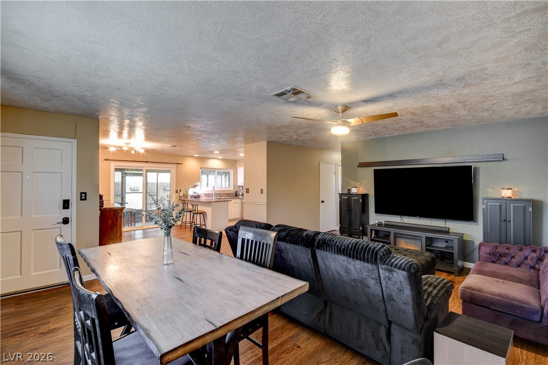 Photo 7 of 46, 1102 Arapaho Way