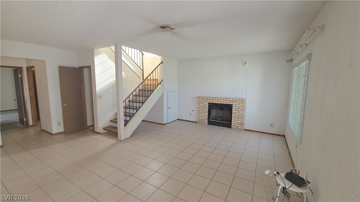 Photo 6 of 33, 5312 Alpine Place