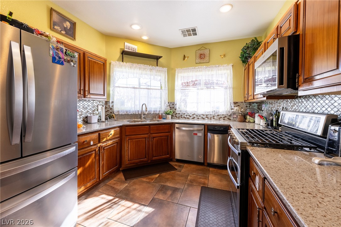 Photo 9 of 33, 8859 Keywood Street