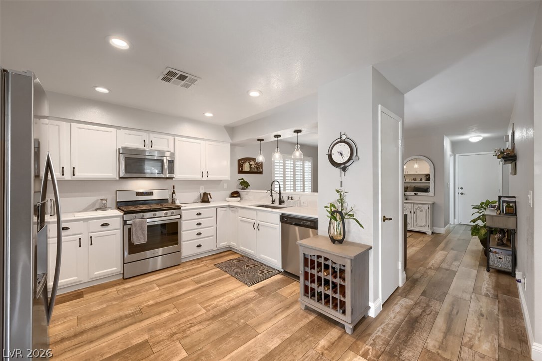 Photo 8 of 52, 4849 Maryvale Drive