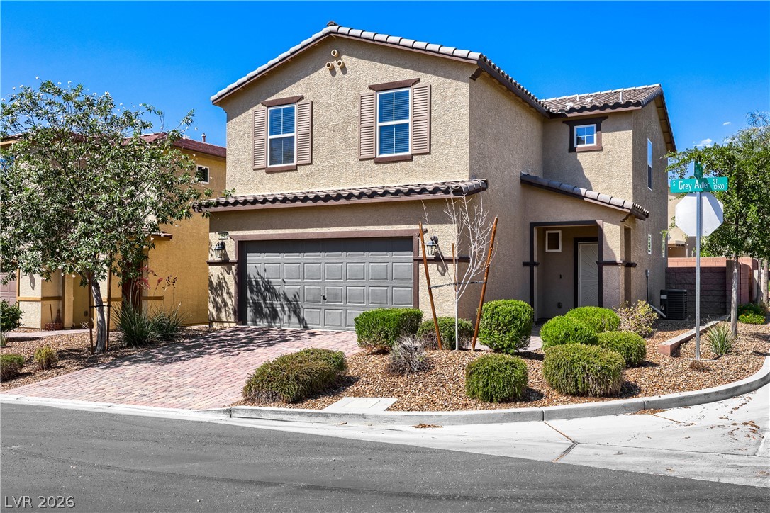 10533 Grey Adler Street, Las Vegas