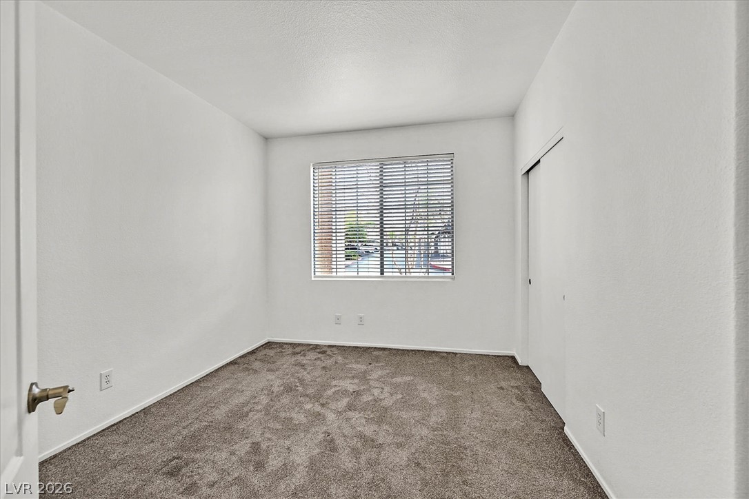 Photo 17 of 25, 1513 Truett Street #104