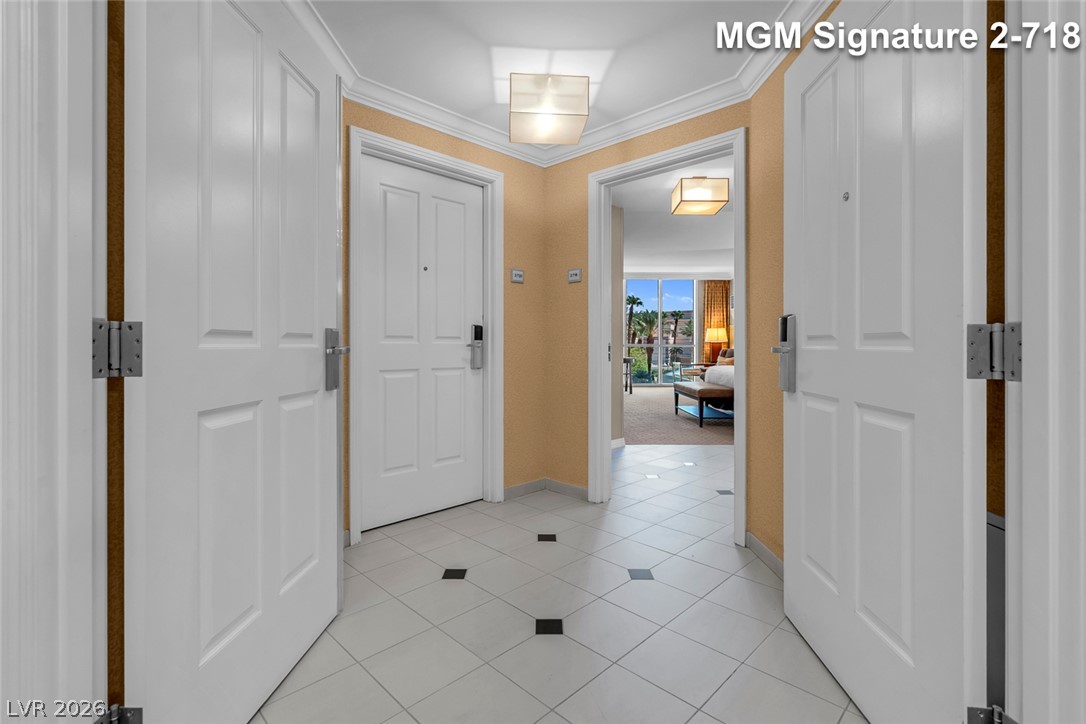 Photo 3 of 135 E Harmon Avenue #218
