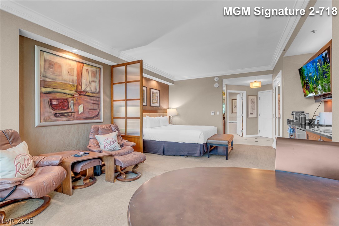 Photo 16 of 41, 135 E Harmon Avenue #218