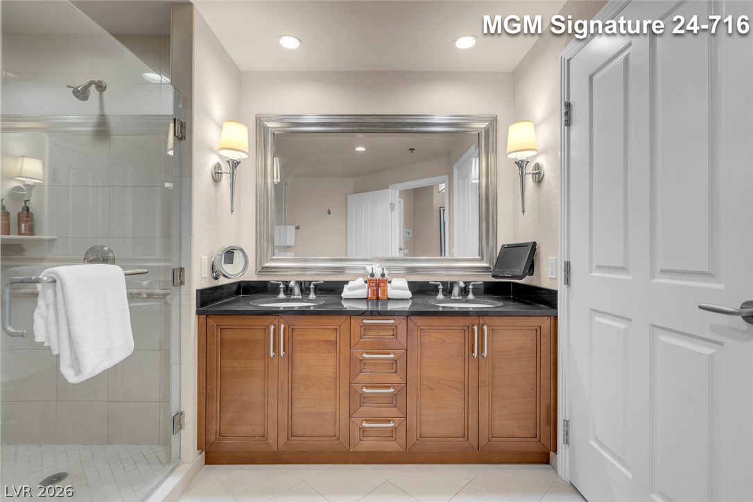 Photo 36 of 50, 135 E Harmon Avenue #2416