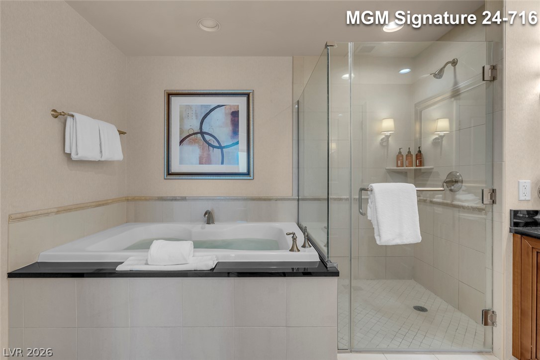 Photo 39 of 50, 135 E Harmon Avenue #2416
