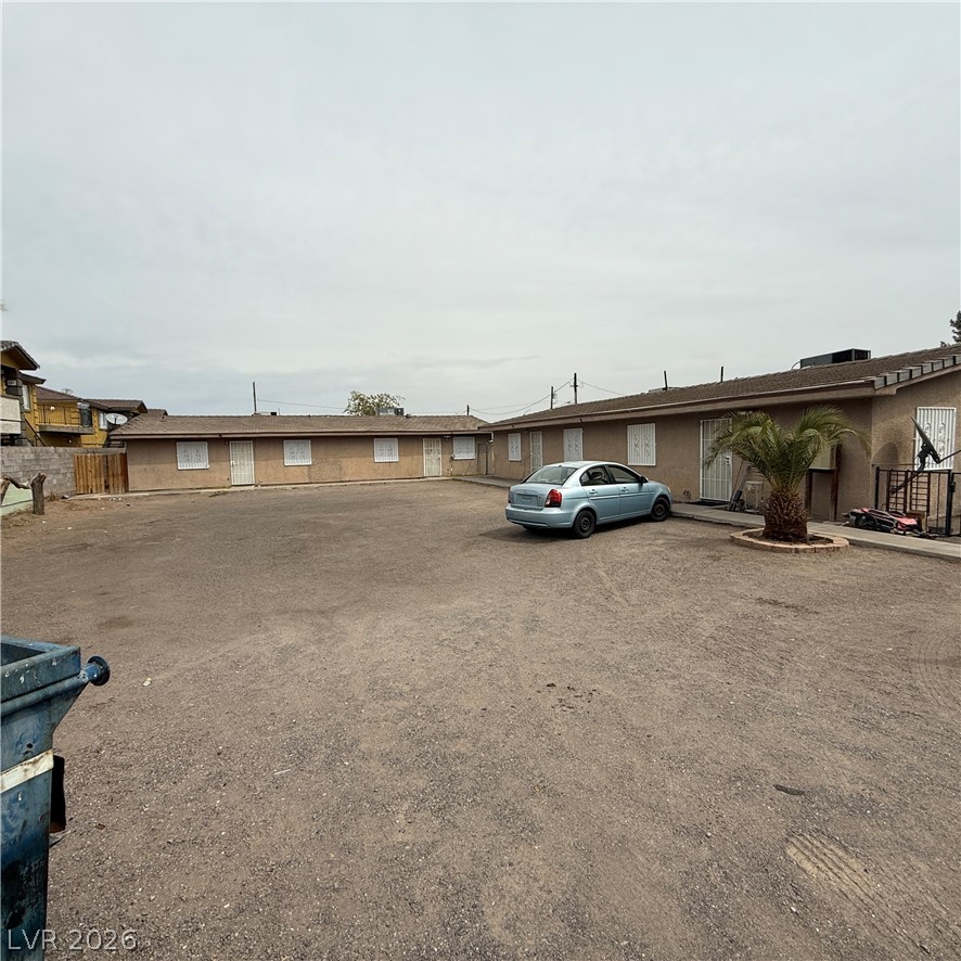 425 E Merlayne Drive, Henderson