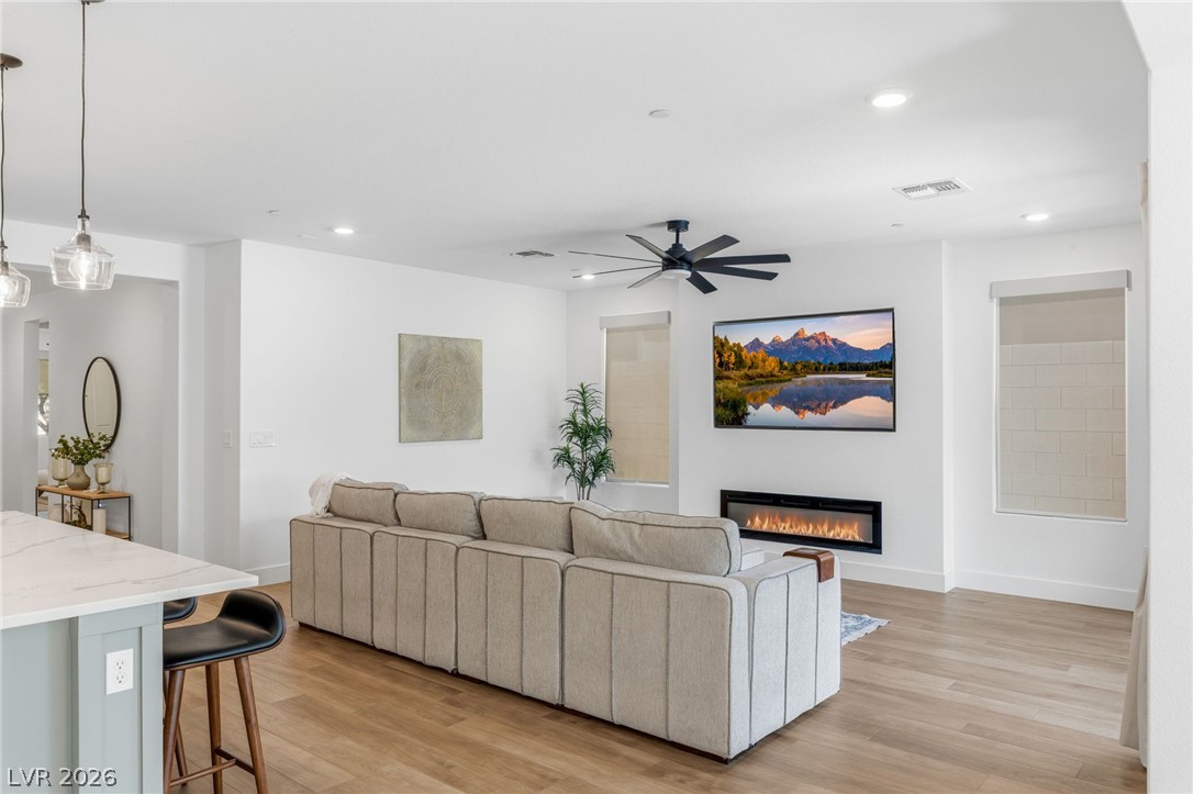 Photo 6 of 40, 6490 Sandero Springs Street